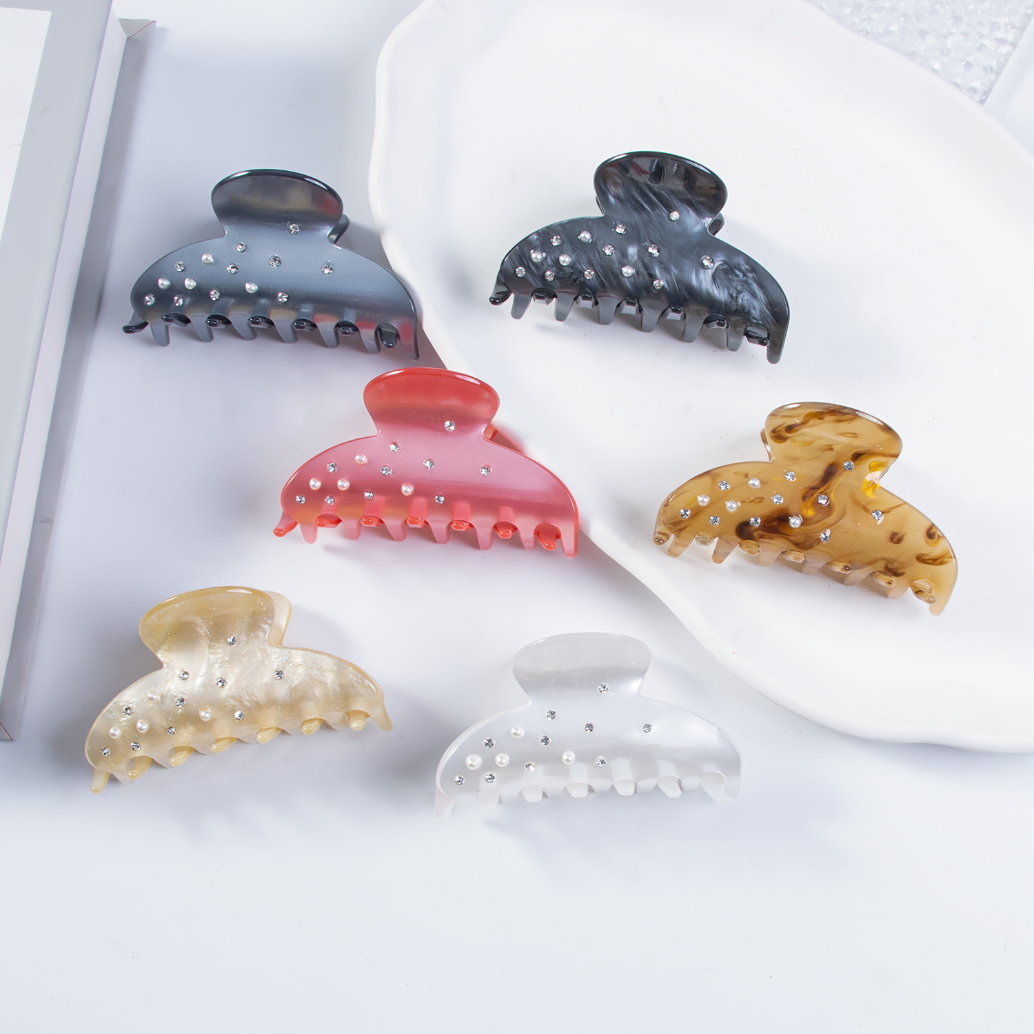 Shark Clip Diamond-Studded Acrylic Solid Color High-End Pattern December New Product 8cm Cross-Border Fashion Commuter Hair Clip