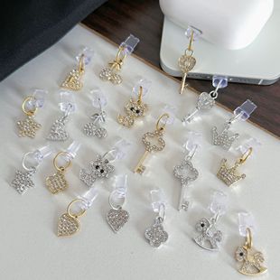New Personalized Flash Diamond Heart Key Mobile Phone Dust Plug Pendant Pendant Suitable for Apple Huawei Android Interface
