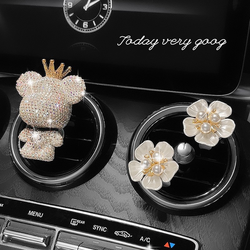 Salida de aire de perfume de automóvil, decoración de automóvil, lindo adorno de oso con diamantes, aromaterapia de aire acondicionado de automóvil femenino, fragancia ligera duradera