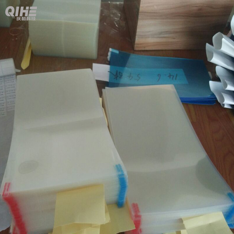 Película de pantalla de computadora portátil 14.6/15.6 Película de pantalla de computadora Película de alta definición antireflectante y anti-luz azul PET