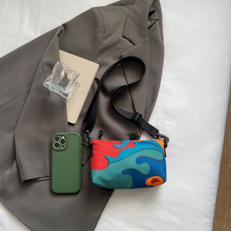 Good-Looking Girls Printed Mobile Phone Bag Women's New Mini Lightweight Crossbody Bag Hiking Outdoor Small Shoulder Bag Casual Bag