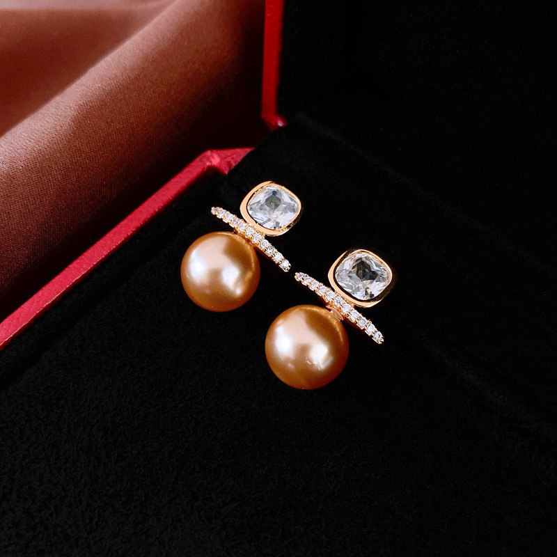 109 # Aguja de plata-oro (galvanoplastia de oro real)