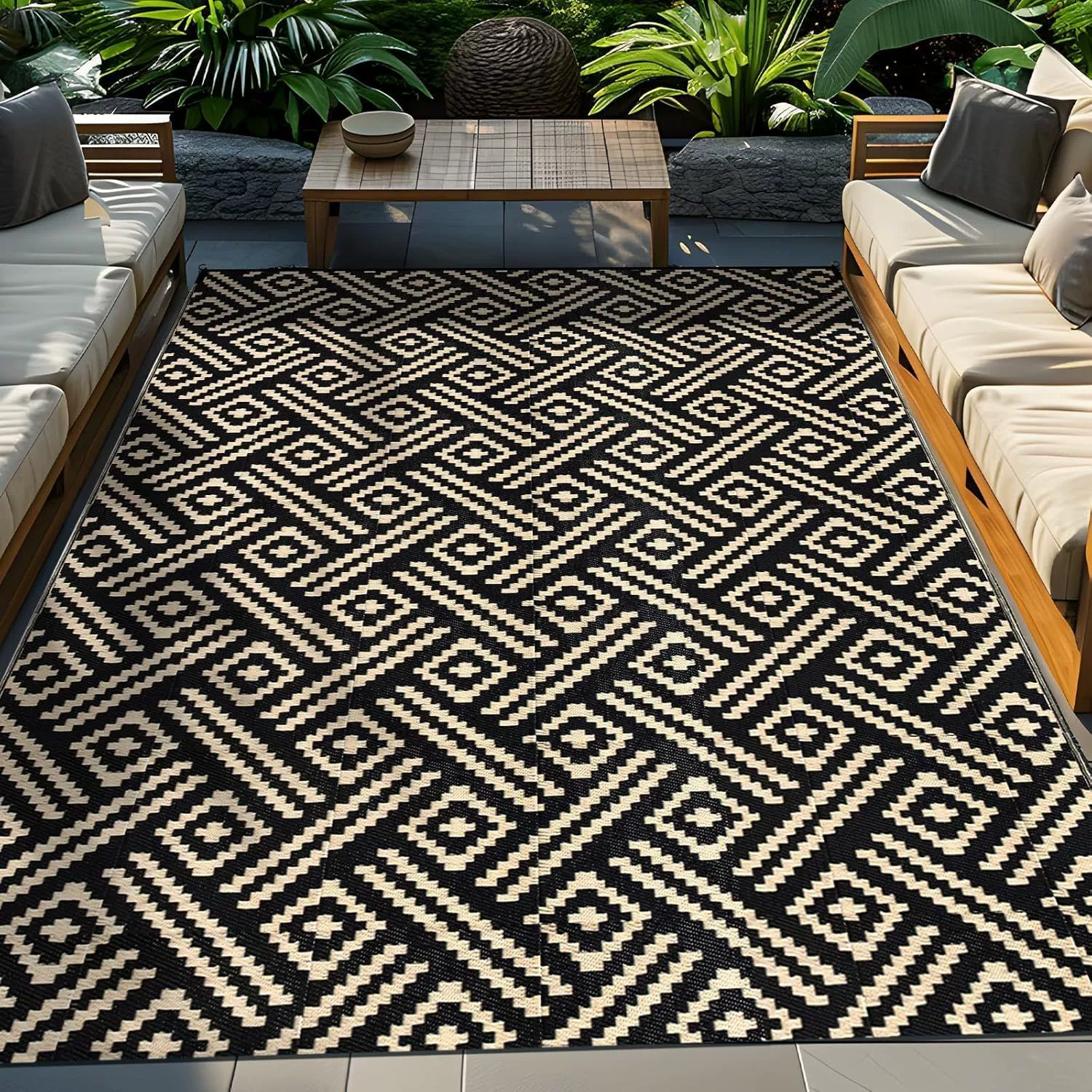 Wear-resistant beach carpet for camping, boho style
