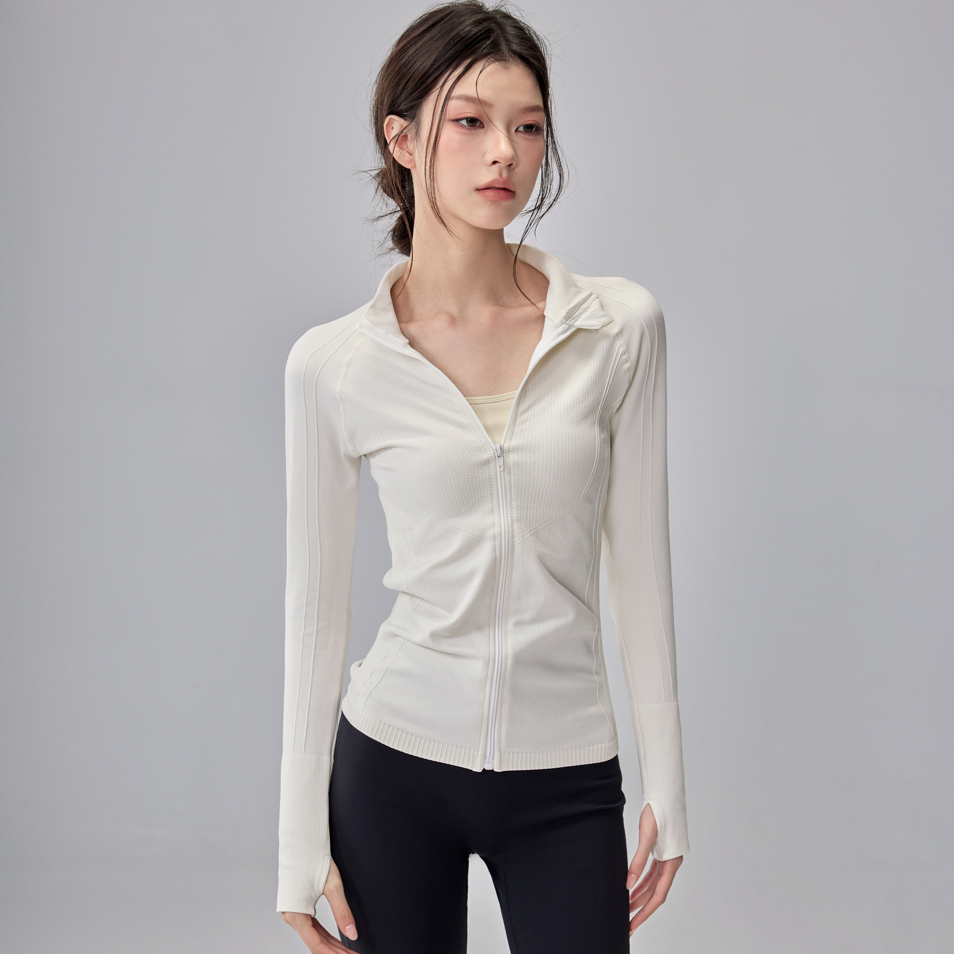 Yoga Jacket for Women, Autumn and Winter Seamless Slim-Fit Sports Top, Pilates Long-Sleeve Running and Cycling Fitness Wear