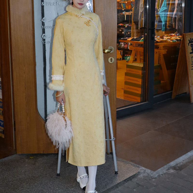 New Chinese-style Fleece-lined Thickened Improved Cheongsam, 2025 New Model, Youthful Sophisticated, Autumn And Winter_ecoleips.com