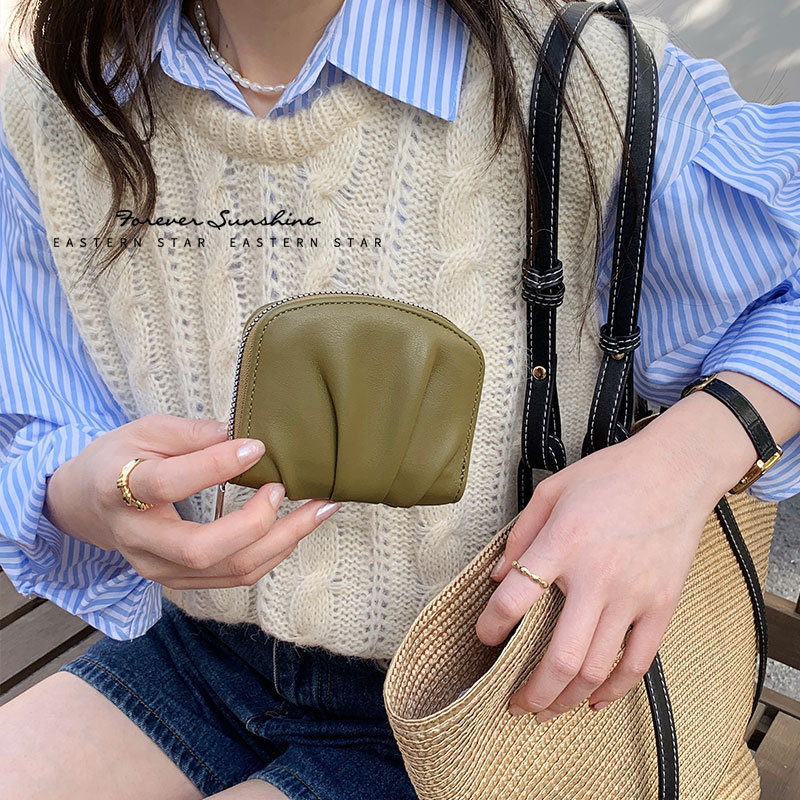 Nuevo sentido de plegado de moda INS nuevo simplista mujer linda pequeña cartera en línea rojo puro monedero de cambio universal