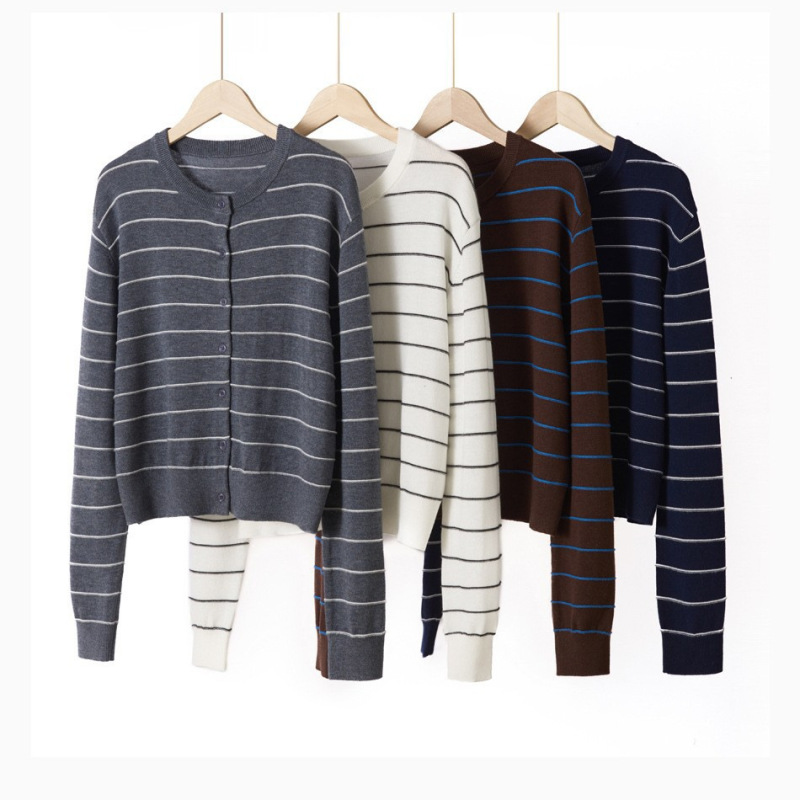French-Style High-End Minimalist Old Money Style Ultra-Fine Worsted Wool Round-Neck Striped Cardigan Basic Versatile Knit Cardigan French-Style High-End Minimalist Old Money Style Ultra-Fine Worsted Wool Round-Neck Striped Cardigan Basic Versatile Knit Cardigan
