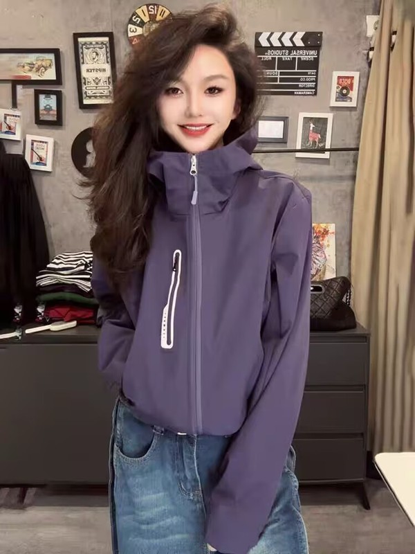 爆款早秋立领连帽冲锋衣外套女25新款宽松休闲拉链开衫夹克上衣女|undefined