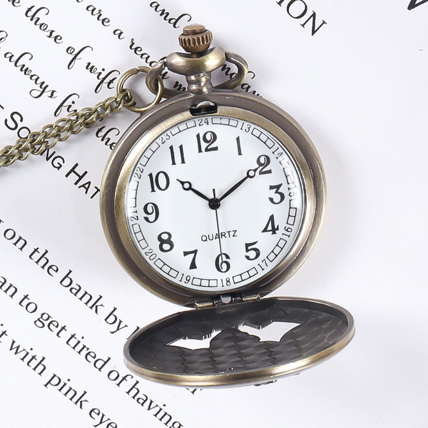 fashionable quartz pocket watch