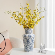 新中式青花瓷花瓶陶瓷创意摆件复古客厅水养鲜花插花感中国风白