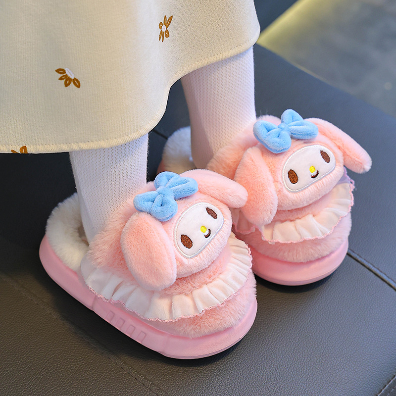Sanrio Winter Zapatillas de algodón para niños Calidez para niñas más lana de terciopelo para niños en casa Bolso de bebé antideslizante con zapatos de algodón