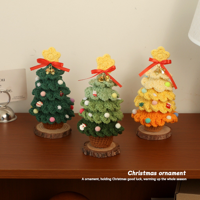 Nuevo mini árbol de Navidad de escritorio DIY material paquete decoración adornos ganchillo lana tejido a mano decoración navideña