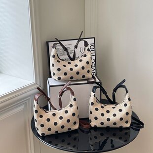 �¿�羳С�����c��������Ů�r�г���б������s�ٴ�μ��Ҹ�°�