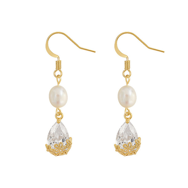 retro elegant earrings from pearl
