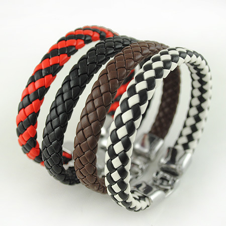 Non-Fading Men's Titanium Steel Leather Cord Bracelet with Sparkling Diamonds, Titanium Steel Bracelet, Titanium Steel Jewelry, Korean Style Titanium Steel Jewelry Chain Non-Fading Men's Titanium Steel Leather Cord Bracelet with Sparkling Diamonds, Titanium Steel Bracelet, Titanium Steel Jewelry, Korean Style Titanium Steel Jewelry Chain