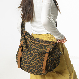 �͹��Բʷ�������Ů���eб����n����������b���ذ�Ů���y�μ��