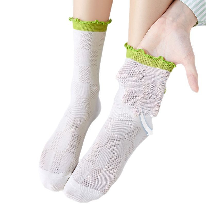 Calcetines mujeres primavera y verano nuevo estilo tulipán verde fresco niña viento rombo rayas calcetines de tubo de malla fresco y transpirable