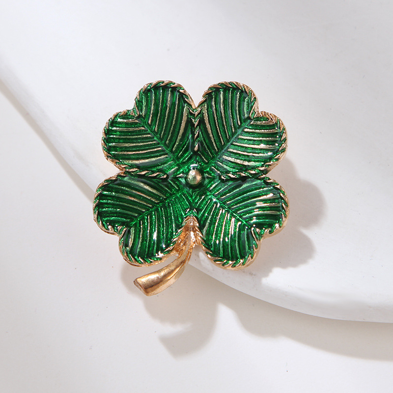 nuovo stile spilla alla moda temperamento retrò fortunato quadrifoglio spilla donna squisito smalto corsage_voghion.com