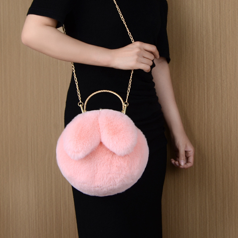 Borsa in peluche da donna con orecchie di coniglio a tracolla in stile coreano borsa pelosa portatile carina in stile coreano nuova borsa con clip autunno e inverno_voghion.com