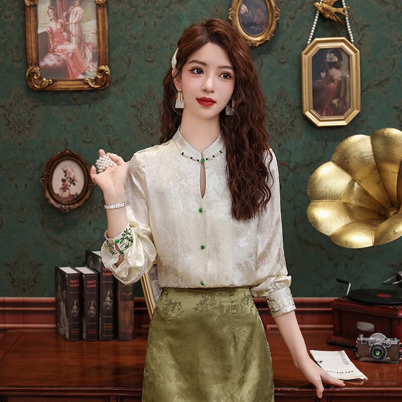 High-Quality Age-Reducing Middle-Aged Women's New Chinese-Style Stand-Up Collar Plate-Button Silk Shirt Jacquard Mulberry Silk Elegant Shirt