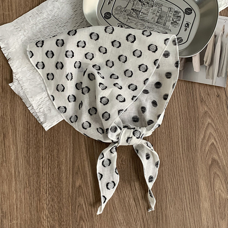 Bufanda de seda de lunares grandes, pañuelo en la cabeza, nuevo temperamento fresco, bufanda triangular multifuncional versátil, bufanda, bufanda femenina, cintura, cortina de pedos