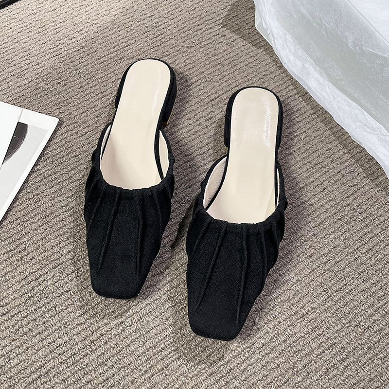 Baotou – pantoufles britanniques confortables à semelle basse et épaisse pour femmes, vêtements d'extérieur à la mode, petites pantoufles carrées pliables, nouvelle collection_voghion.com