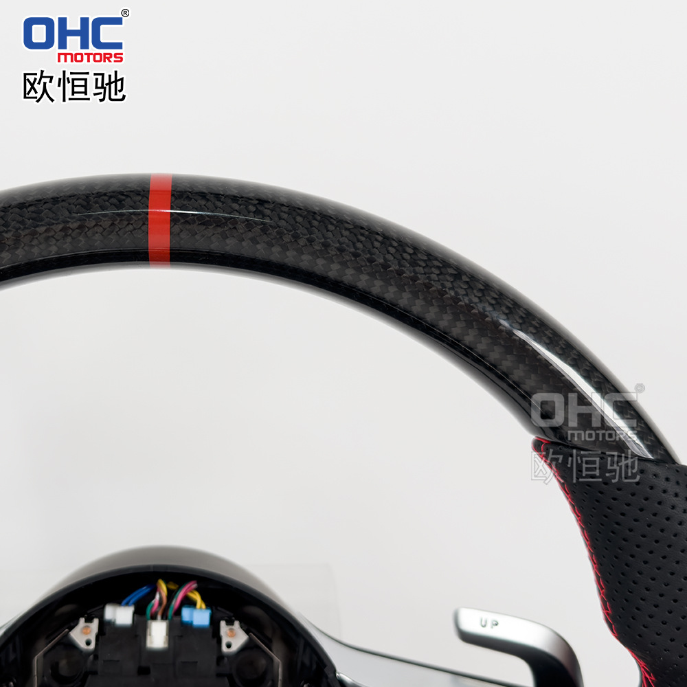 Suitable for Mercedes-Benz A- Class C- Class E-Class GLA GLC GLB GLE carbon fiber steering wheel dragonfly disc old change new modification