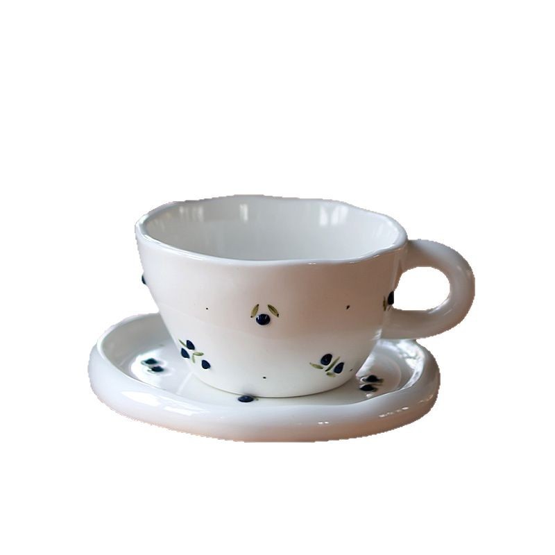 Ins mano pellizco taza de café de frutas taza de cerámica retro taza de café de cereza plato encantador corazón de una niña plato de menú de la tarde