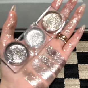 Clear broken Diamond Flash! Highlight brightening flash cut-off gellas eye shadow gel giant flash polarized light bulb