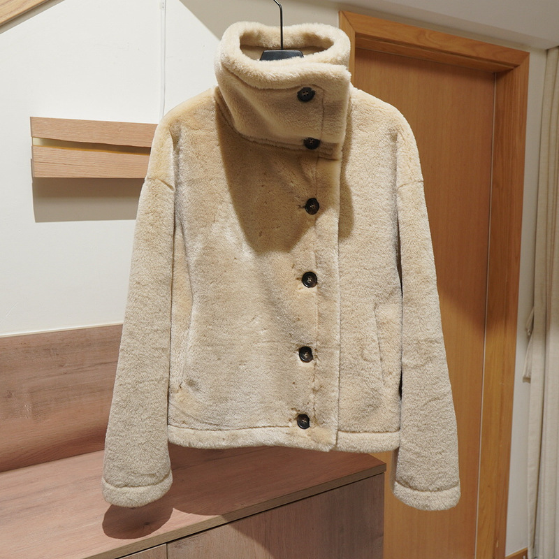 Original European and American Women's Wholesale Short Artificial Fur Reversible Imitation Fur One-Piece Off-White Jacket 8490744