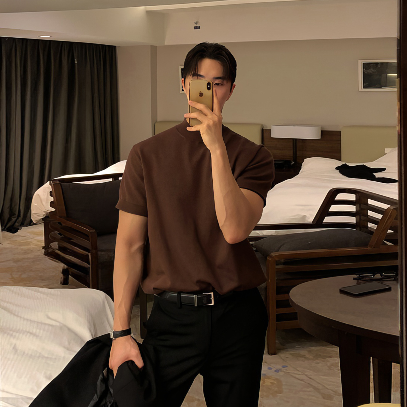 커피색