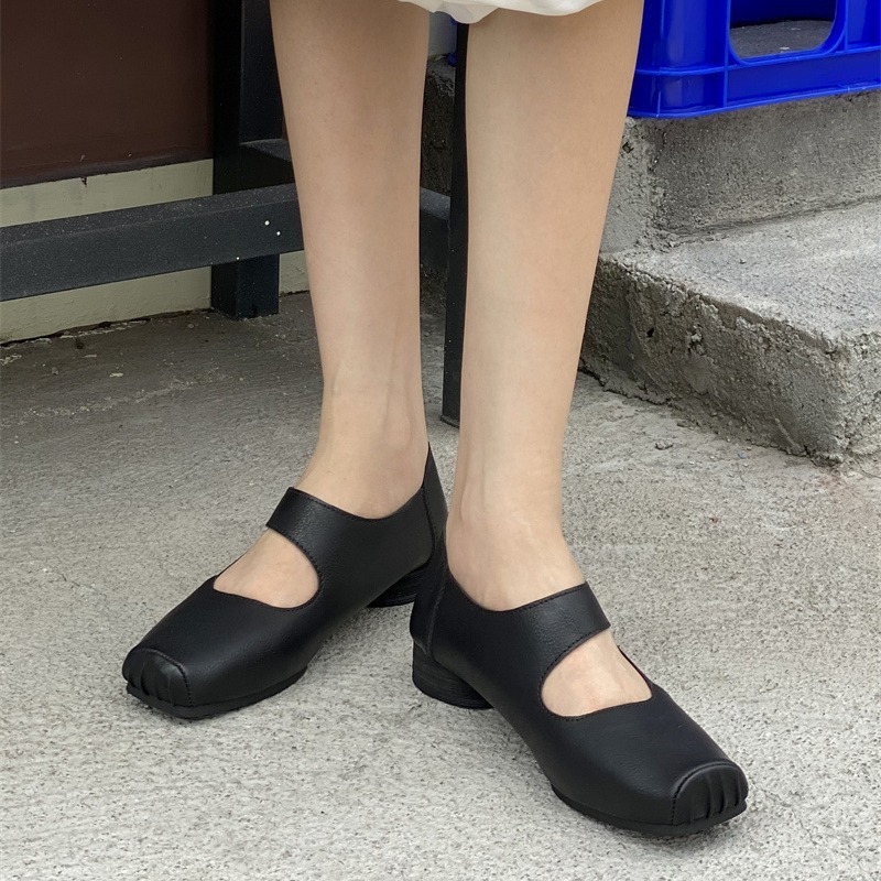 Flat soled grandma single shoe women's 2024 summer new Korean version versatile soft sole thick heel dance ballet shoes_voghion.com