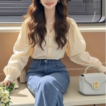 新中式杏色盘扣长袖衬衫2025秋季新款气质高级感法式上衣女式衬衣