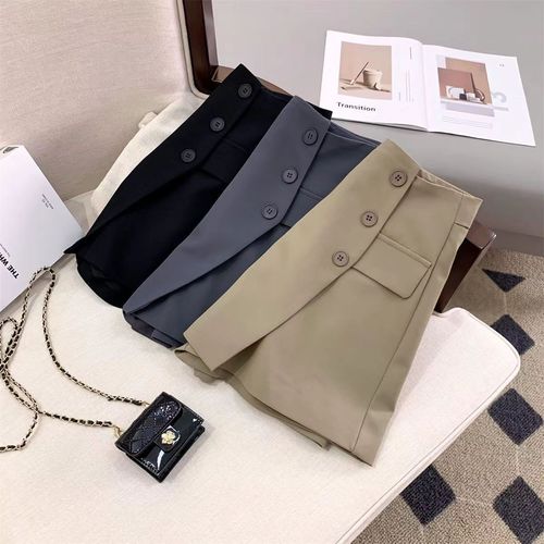 Iris Regular High-Waist Shorts Skirt for Women Spring and Autumn 2025 Korean Version Button Embellishment A-Line Wide Leg Skirt Pants