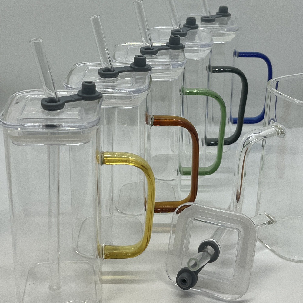 Taza de vidrio cuadrada al por mayor taza de té separada taza de agua de paja transparente taza de vidrio de silicona alta temperatura