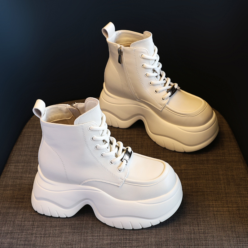 Boot martin nữ đế dày tôn dáng cổ cao gầy bên trong — Màu be