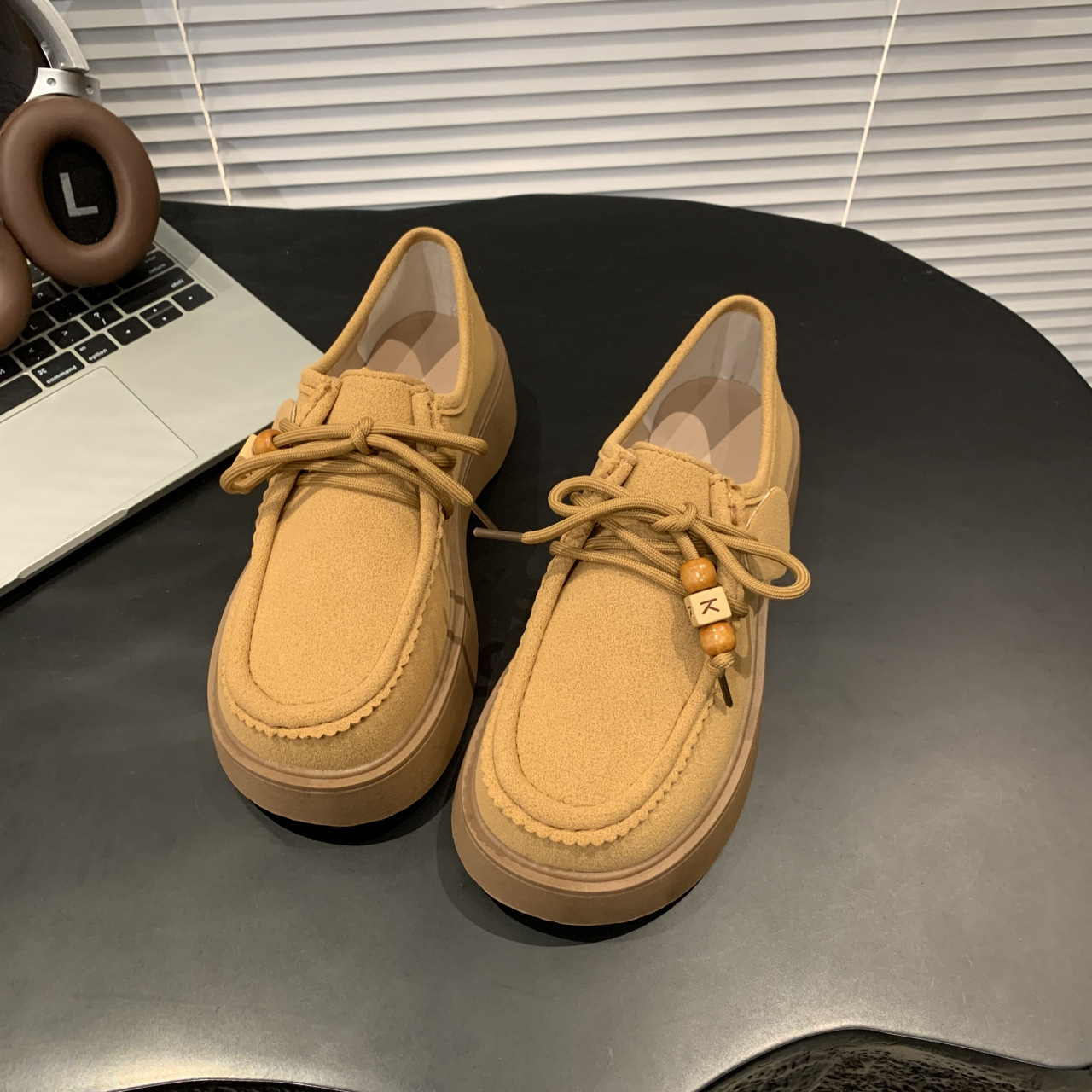 2026 primavera y verano de nuevo estilo cuentas trenzadas retro nicho universal Lefour zapatos Bocken