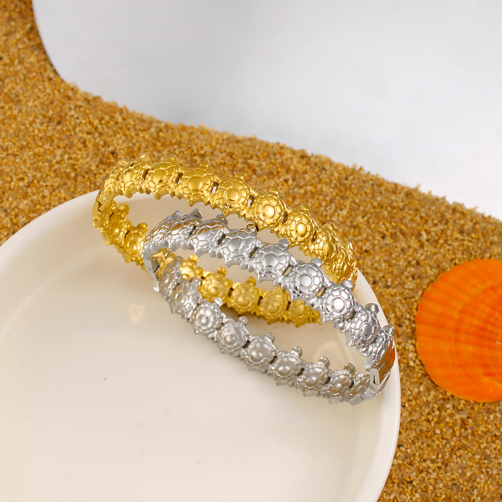 35g Weight PVD Coated Gold Plating Process 18K Real Gold Plated Plating Material Bangle Classification 1 Piece Quantity Holiday, Daily Occasion 304 Stainless Steel Material Tortoise Pattern Women's Gender Retro, Classic Style Style Waterproof Non Tarnish, Plating Craft PVD Coated Real Gold Plated Tortoise 304 Stainless Steel Retro Classic Style Waterproof Non Tarnish 304 Stainless Steel Bangle 9