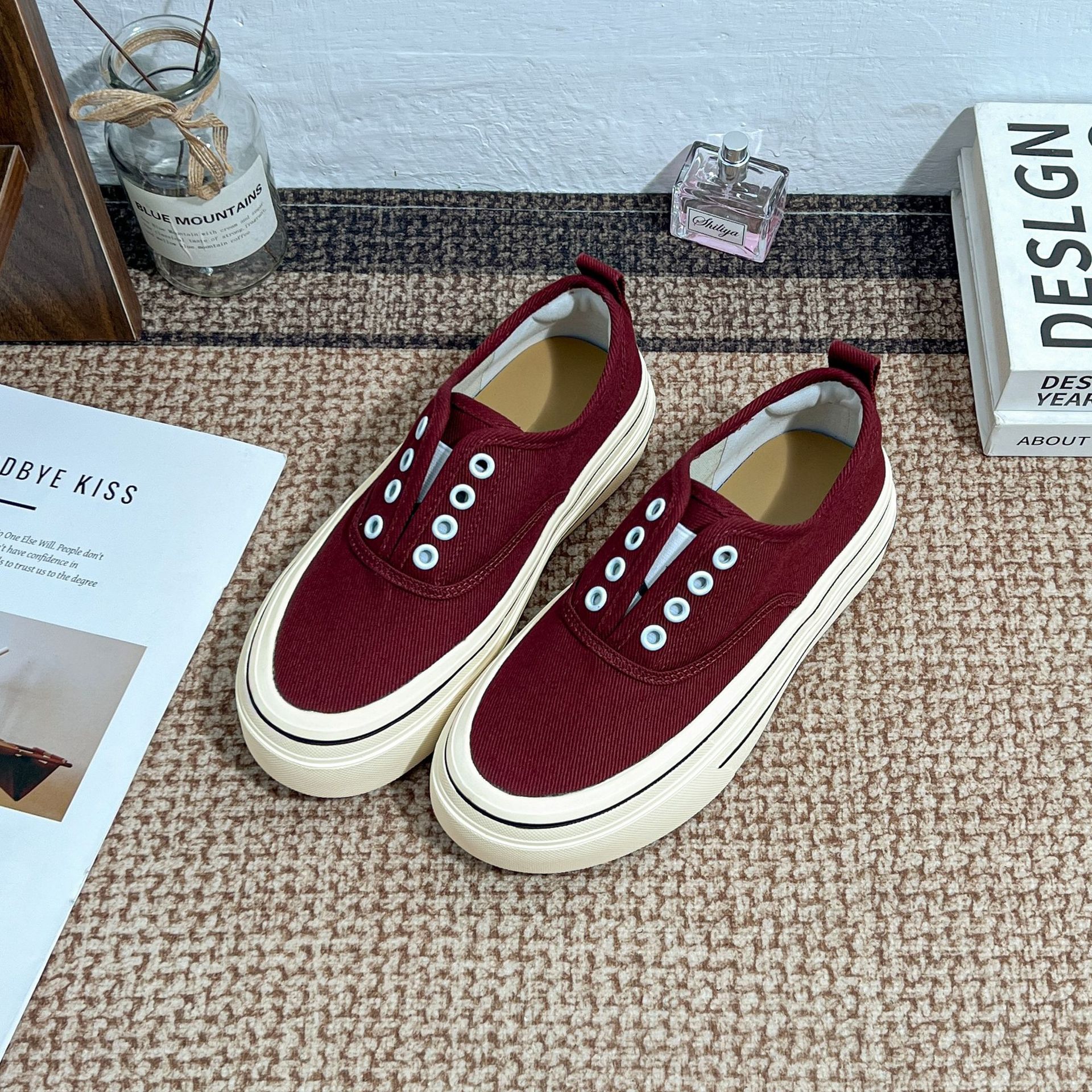 New Summer Thick-Soled Women, Versatile Flat For Outdoor Wear, High-End College-Style Retro Casual Shoes_voghion.com