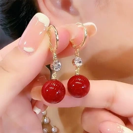 耳钉;项链;手链