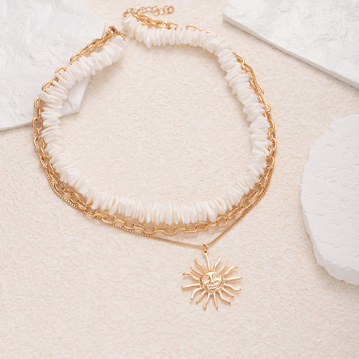 Natural Shell Necklace Hot Selling Beautiful Niche Light Luxury Jewelry Sun Pendant Multi-Layer Stacking Vacation Style_voghion.com