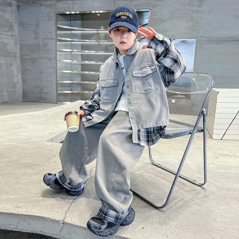 Boys' Trendy Cool Denim Suit Spring and Autumn New Style for Older Children, Stylish Casual Plaid Shirt and Vest Two-Piece Set for Export