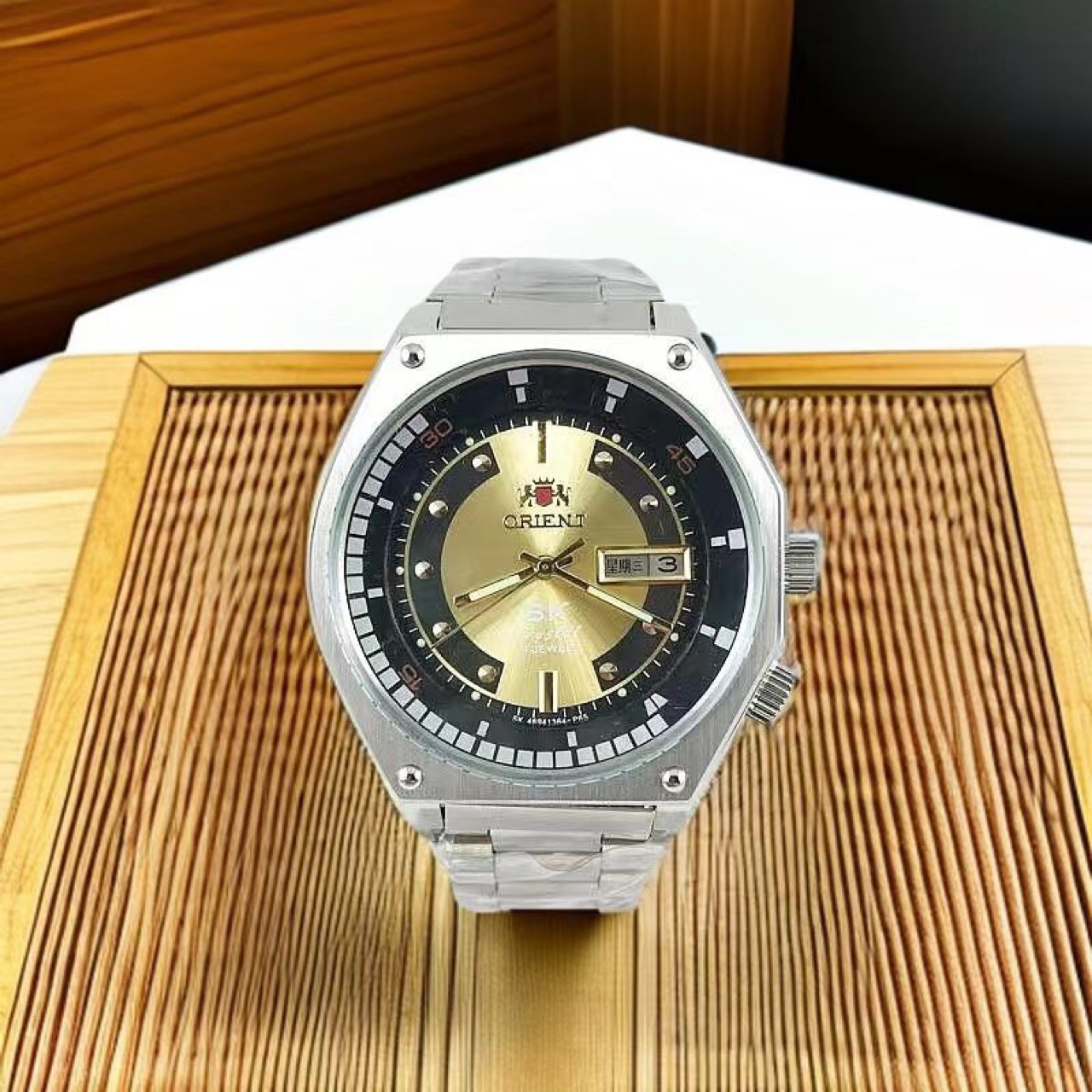 双獅空霸大型文字盤機械式腕時計、全自動メンズ機械式腕時計、夜光防水、オリエント自動巻きクラシックモデル