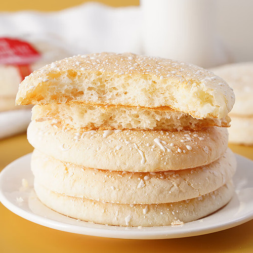 Sanqun French soft snow cake, yam cake, old noodle French cake, soft pastry, casual snack, breakfast bread, meal replacement