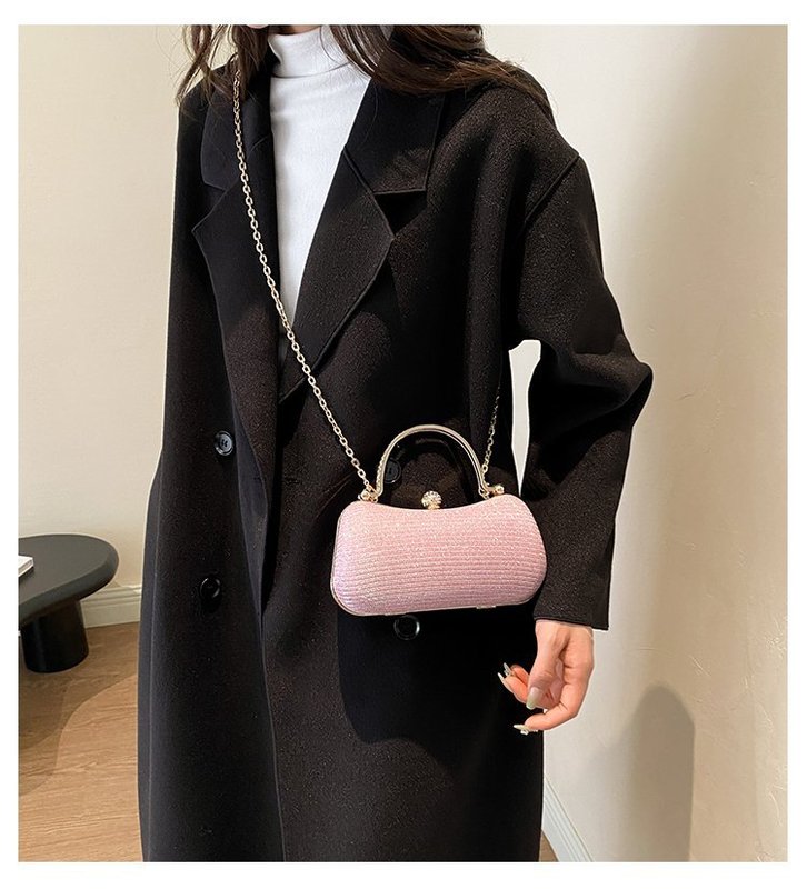 2025新款潮流女士包质感精致女包简约洋气小包锁扣单肩链条斜挎包|undefined