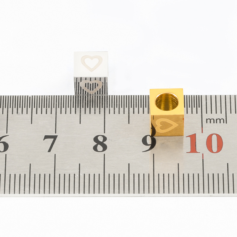 3g Weight Beads Jewelry Making Type DIY Jewelry Accessories Classification 1 Piece Quantity 304 Stainless Steel Material Square, Heart Shape Pattern Simple Style Style 1 Piece 304 Stainless Steel Square Heart Shape DIY Jewelry Accessories Beads 4