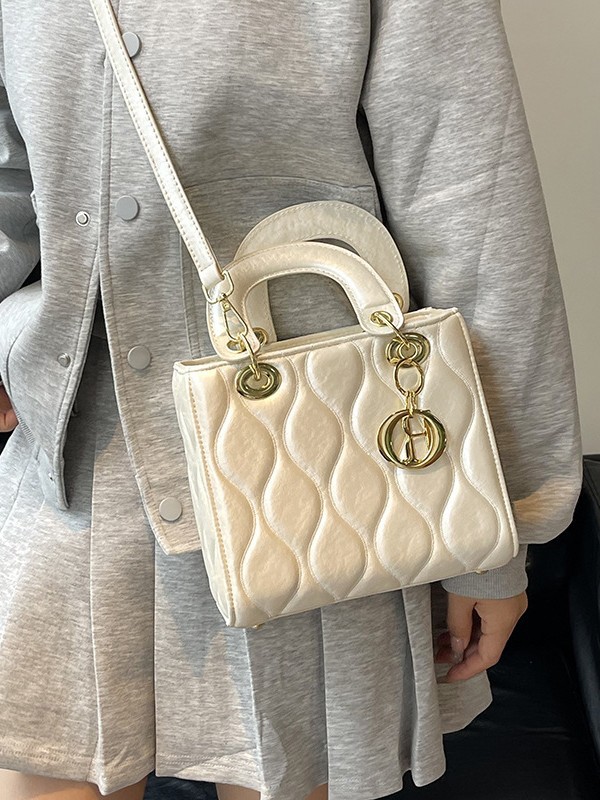 Bolso para mujeres transfronterizas nuevo estilo coreano bolso de mano cuadrado de alta calidad delicado bordado de diamante universal mochila de hombro