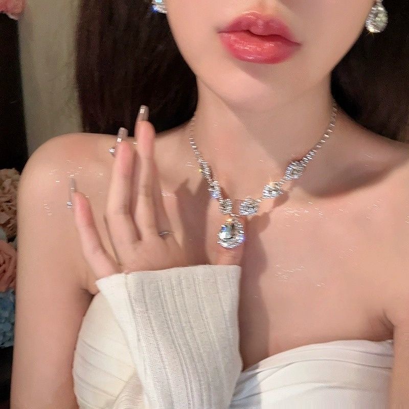 Bridal Necklace And Earring Set With Zircon Water Drop Diamonds_voghion.com