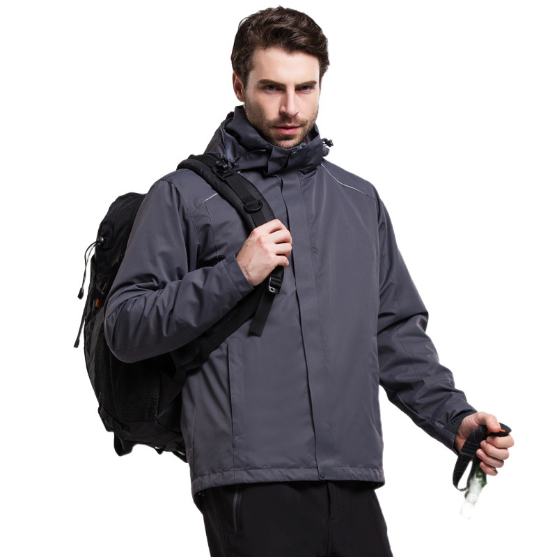 Hombres y mujeres al aire libre trajes de asalto 3 - en - 1 relleno de terciopelo trajes de montaña a prueba de viento impermeable grupo de compra