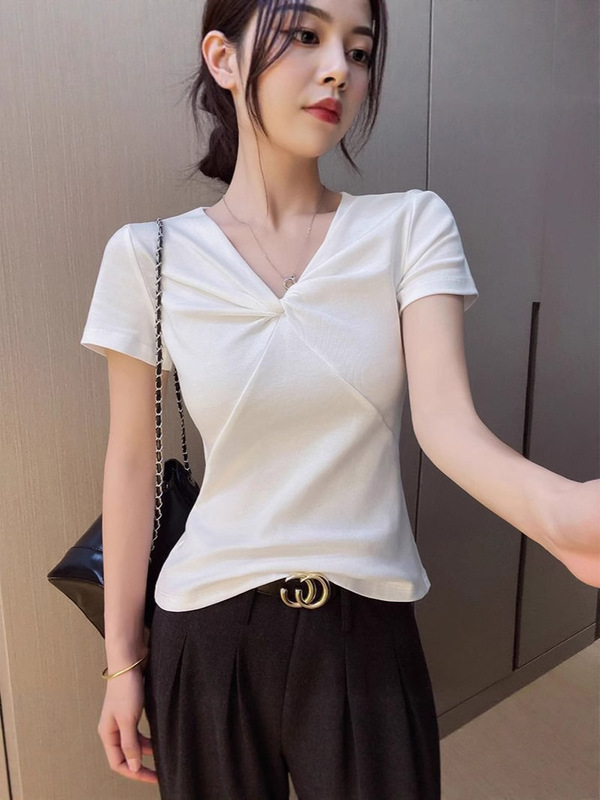 Foreign Trade High-End Shirt Women's V Neck Short-Sleeved T-Shirt Summer Pure Desire Twist Design Right Shoulder Slim Slimming Look Top Foreign Trade High-End Shirt Women's V Neck Short-Sleeved T-Shirt Summer Pure Desire Twist Design Right Shoulder Slim Slimming Look Top
